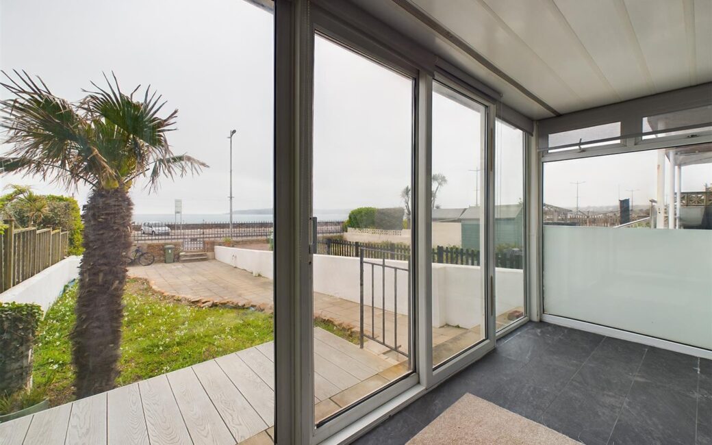 REN072, St Helier