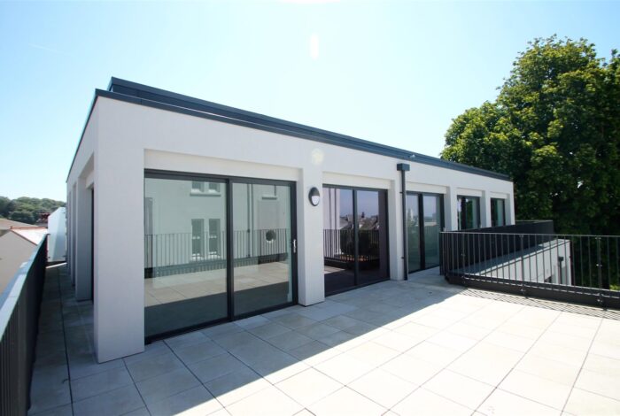 REN011, St Helier