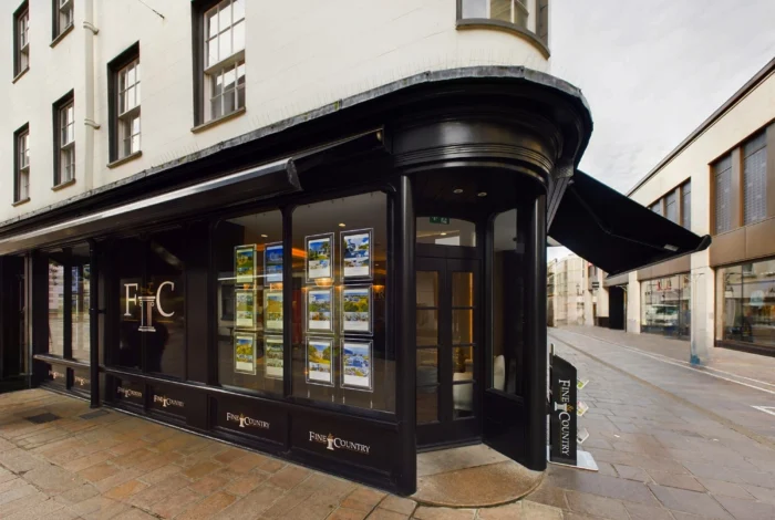 Thompson Lettings – Still Here for You