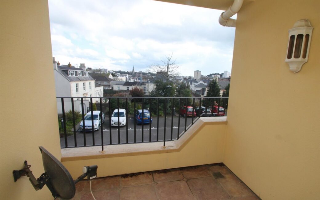 REN020, St. Johns Road