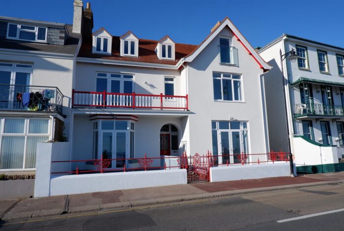 REN046, St Helier