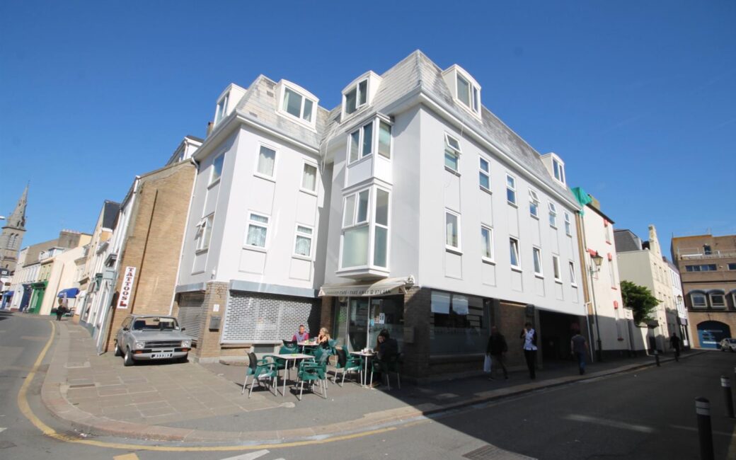 REN014, St Helier