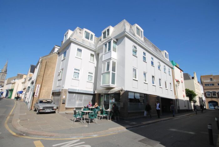 REN014, St Helier