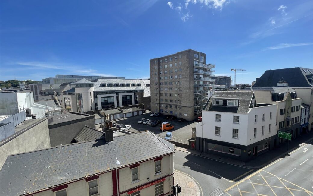 REN005, St Helier